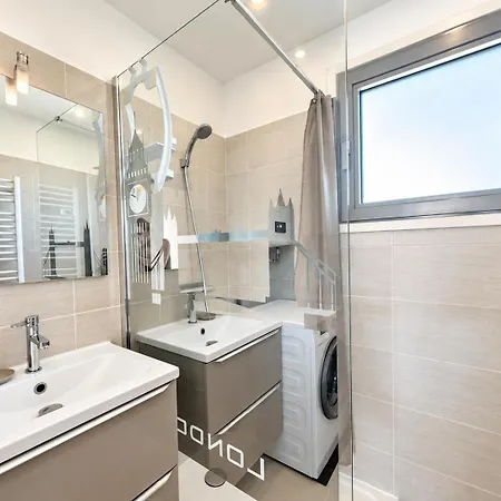 L'instant Riviera - T2 Piscine & Parking Apartment *